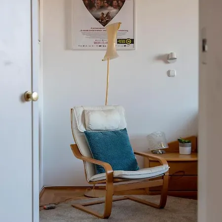 Apartmán Bright Top Floor Near Downtown