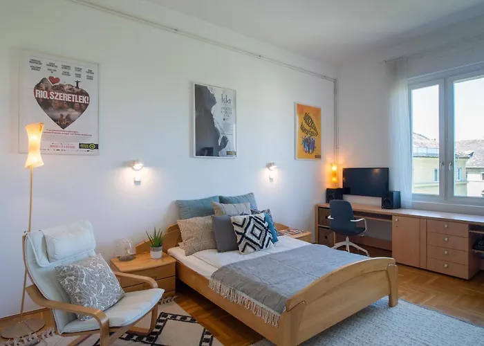 Bright Top Floor Near Downtown Budapest